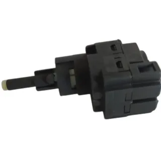 BULBO STOP MECANICO VW FOX- SURAN NEGRO EQUIVALENCIA 14781FAL